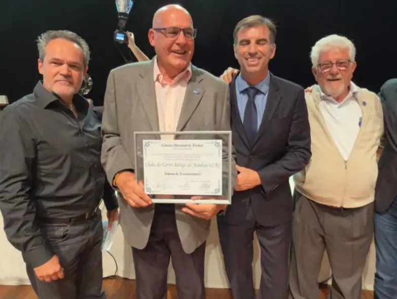Clube do Carro Antigo é homenageado em Sessão Solene na Câmara Municipal